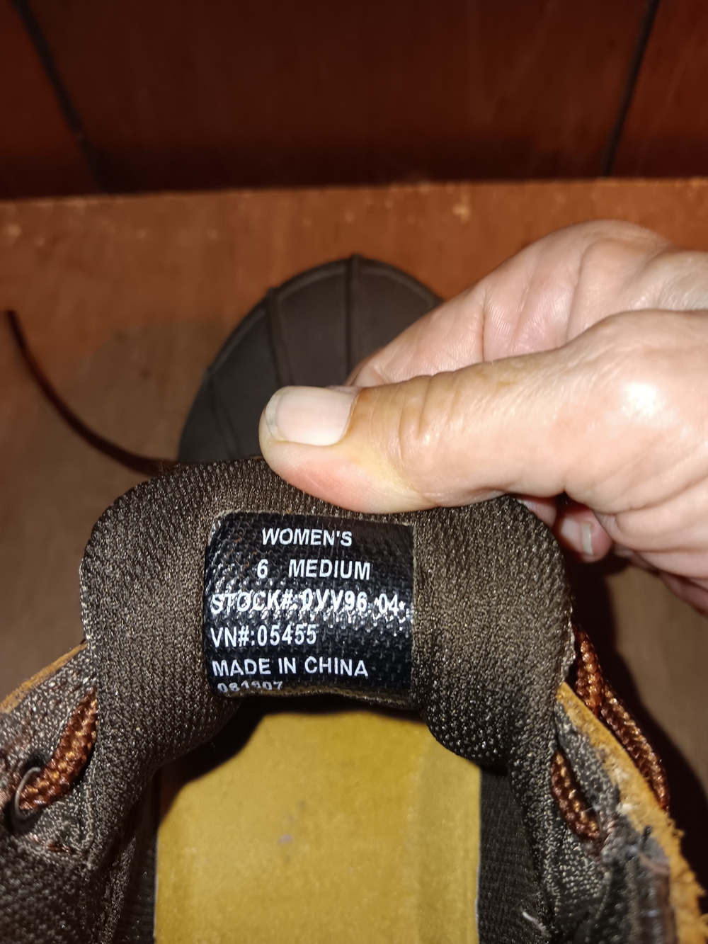 L.L. Bean Womans Tan and Brown Duck Boots - Picture 7 of 14